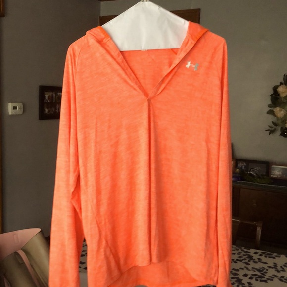Under armour dry fit hooded pullover - Picture 1 of 3